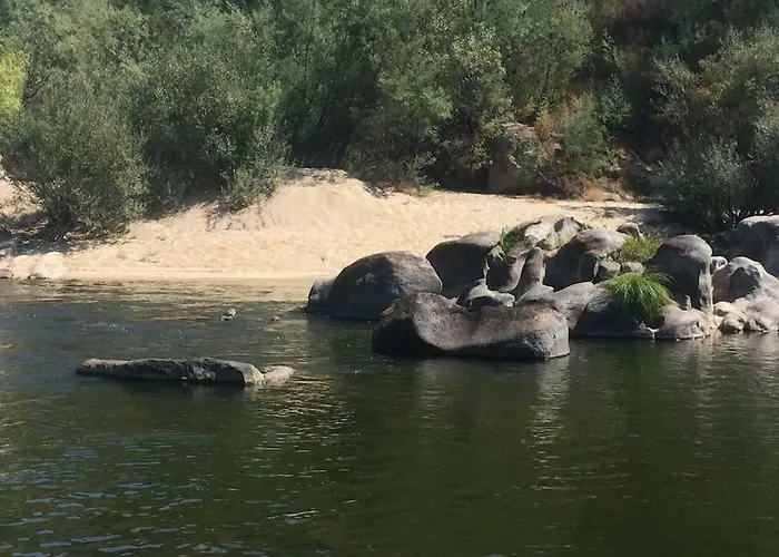 Casa Do Rio مونديم دي باستو